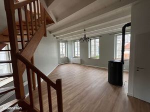 A louer T3 duplexTonnay Charente