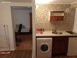 Studio meublé tout équipé + internet