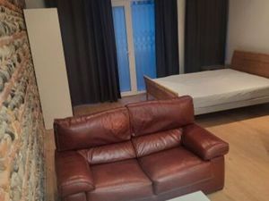 St michel part loue T1