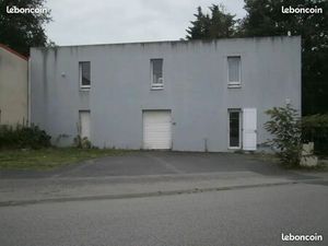 Immeuble pro  à louer