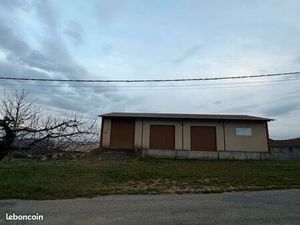 Entrepôt 200m2 sur 1450m2 terrain