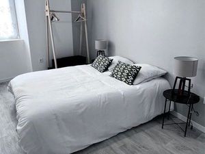 Logement neuf 4 chambrés - Quartier St Pavin