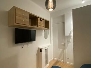 Studio Meublé  10 m2 à Louer