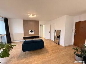 Loue appartement meublé Plaisir - T2
