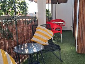 Studio 32 m² + balcon plein Sud • Dernier étage • Calme • Timone