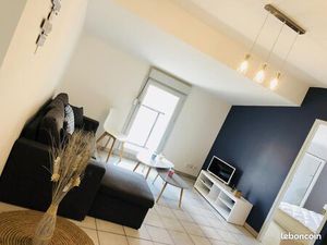 Très bel appartement meublé T3 rénové – Centre-ville  résidence calme