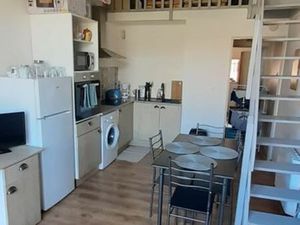 Appartement rénové 50m de la plage