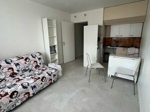 Location studio à Mt St aignan