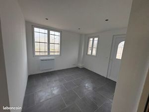 Bâtiment de stockage