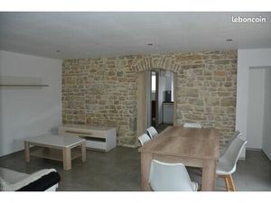Magnifique appartement meublé T2 de 59 m2 à Etalans
