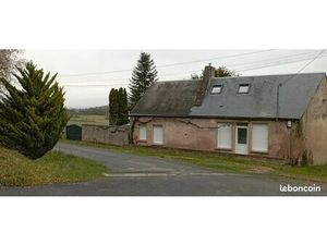 Grande maison hameau avec jardin
