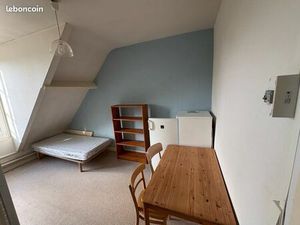 Studio (chauffage électricité compris)