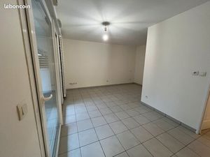 Studio Chambéry centre proche Cité des arts