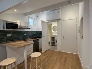 Joli studio meublé entièrement neuf