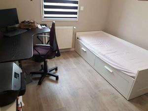 Location Appartement Chambre à Montfort-sur-Meu (35160) : à louer Chambre / 15m² Montfort-