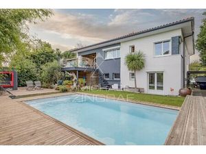Maison contemporaine avec jardin et piscine au cœur de La Hume - MZIBA1359