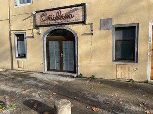 Location Local Professionnel 60m² MILLAU 12100