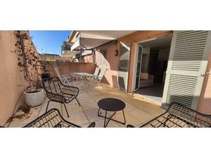 Centre ville appartement T2 avec grande terrasse