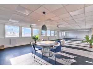 A louer - locaux d'activité/bureaux à partir de 95 m²