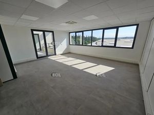 À louer : bureaux neufs de 605 m² à Limeil-Brévannes (94)