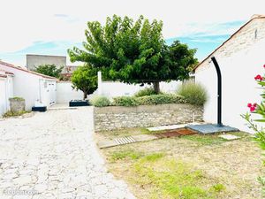 Jolie maison à 800m de la plage