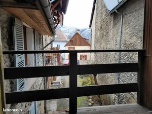 Appartement en duplex dans maison ancienne