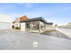 Commercieel te koop in Koolskamp