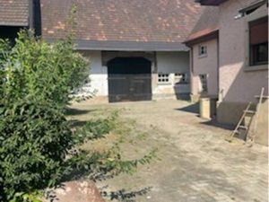 Corps de ferme exceptionnel avec terrain plein sud