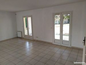 Maison avec jardin et garage