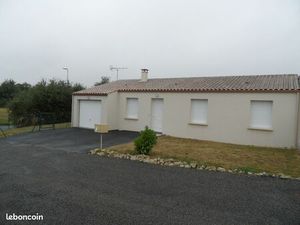 LOCATION MAISON SAINTE SOULLE (Lieu dit Petite Rivière)