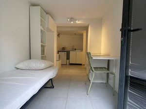 Studio 11 m2 Aix en Provence 10 min à pied des facs