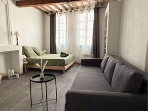 Charment studio meublé