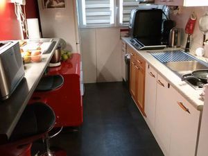 F3 dans résidence avec parking