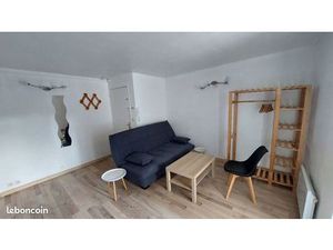 Studio meublé avec balcon