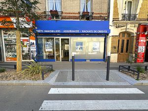 Location Local commercial 48m² LES LILAS 93260