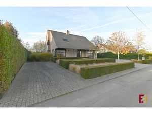 Huis te koop in Avelgem met 5 slaapkamers