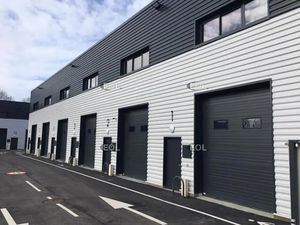 À louer : local d'activité de 120 m² à Valenton (94)