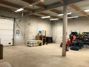 ZI la Valampe - local mixte à louer