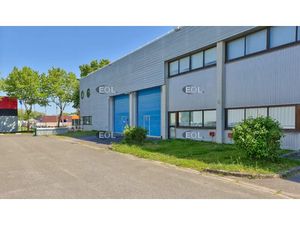 A LOUER - Local d'activité de 827 m² à Collégien (77)