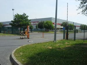 A louer - entrepôt de 3 800 m²