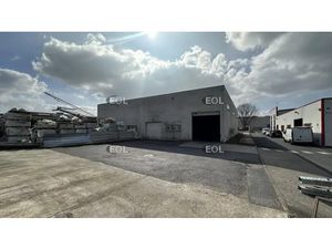 A LOUER - Local d'activité avec bureaux de 560 m² à Champigny-sur-Marne (94)