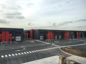 Location de locaux d'activité-entrepôt de 865 50 m² à Orly (94)