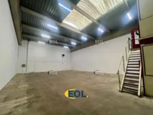 A louer - local d'activité avec bureaux de 392 m²