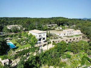 Villa de luxe de 9 chambres en vente Tourrettes  Provence-Alpes-Côte d'Azur