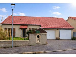 Maison - PLAIN PIED - 96 m² - Jardin - Double garages - TRONVILLE-EN-BARROIS