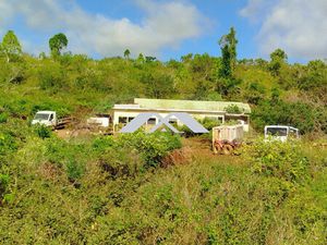 Terrain agricole 7 hectares avec structure Saint Benoit