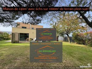 Maison 8 pièces 240 m²