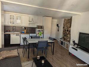 Beau T2 VIF centre proche de tout