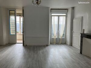 Appartement à louer à Nontron