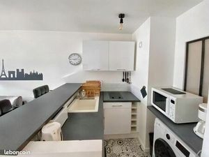 Studio 1 pièce 28 m²